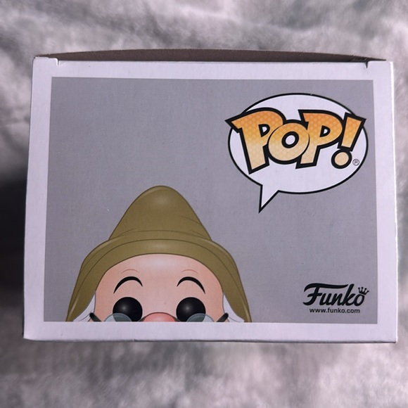 Funko pop Disney Doc Snow White - Picture 5 of 7